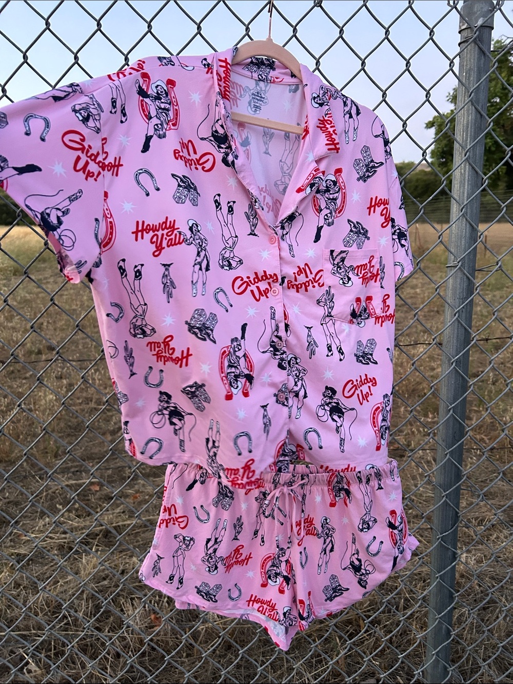 Women's Pink Vintage Cowgirl Theme Printed Short Pajama Set